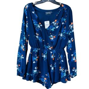 ASTR The Label Romper Size S Navy Floral Long Sleeve Fairy Peasant Coquette